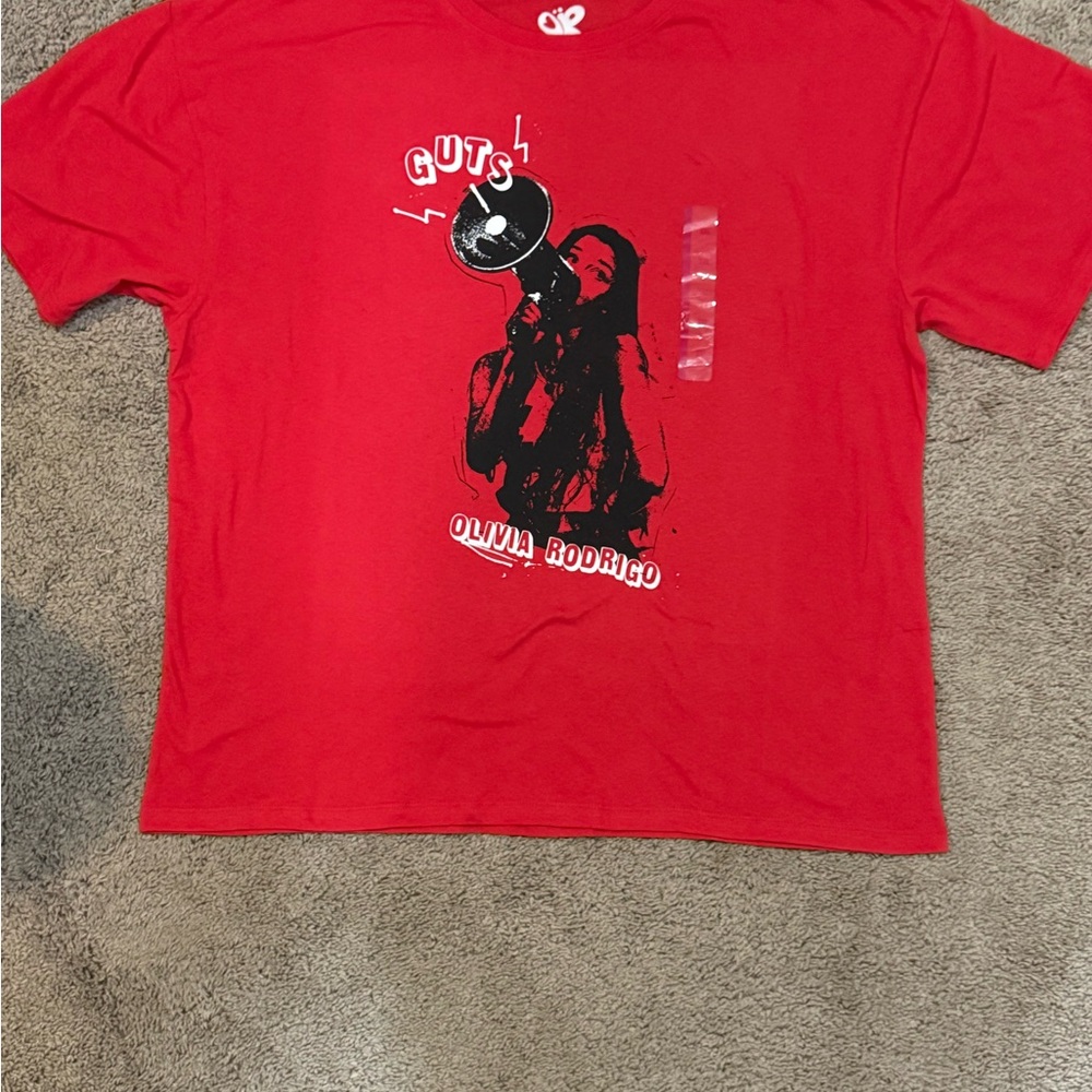 Red Graphic T-Shirt with Bold Design - Picture 3 of 4